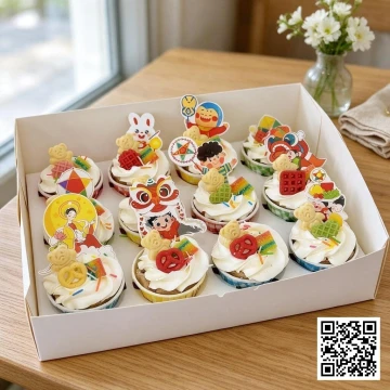 Set bánh cupcake Trung Thu với các nhân vật Chị Hằng, Chú Cuội, Thỏ Ngọc, đầu lân, đèn ông sao, trang trí kẹo.