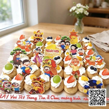 Set bánh su kem cỡ lớn hình chữ nhật chủ đề Trung Thu và sinh nhật quý cho lớp học, trang trí múa lân, chị Hằng, trái cây tươi.