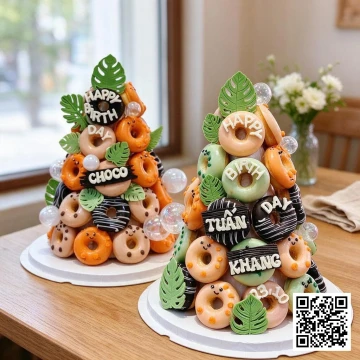 Tháp bánh donut Rừng Xanh Safari nhiều tầng trang trí lá nhiệt đới cho bé trai