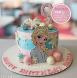 Chiếc Bánh Sinh Nhật Công Chúa Elsa - Phép Màu Từ Hunnie Cake Cho Sinh Nhật Của Bé