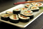 Kimbap - cơm cuốn của Hàn Quốc ngon tuyêt