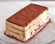 Tiramisu cổ điển của Hunnie Cake