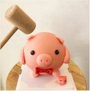 Bánh sinh nhật đập PINATA CAKE, bên trong là kho báu kẹo và đồ chơi chắc chắn bé nào cũng thích mê.