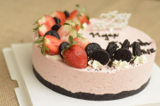 STRAWBERRY CHEESECAKE Phạm Hương