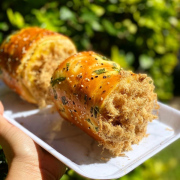 Bánh mì cuộn chà bông men tự nhiên sourdough