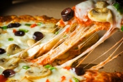 Hướng dẫn làm Pizza nhanh nhất quả đất