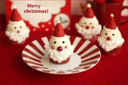 Hướng dẫn làm cupcake độc đáo hình ông già Noel