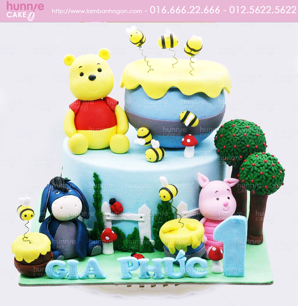 diem-danh-5-mau-banh-gato-fontdant-hinh-chu-heo-sang-chanh4(1)
