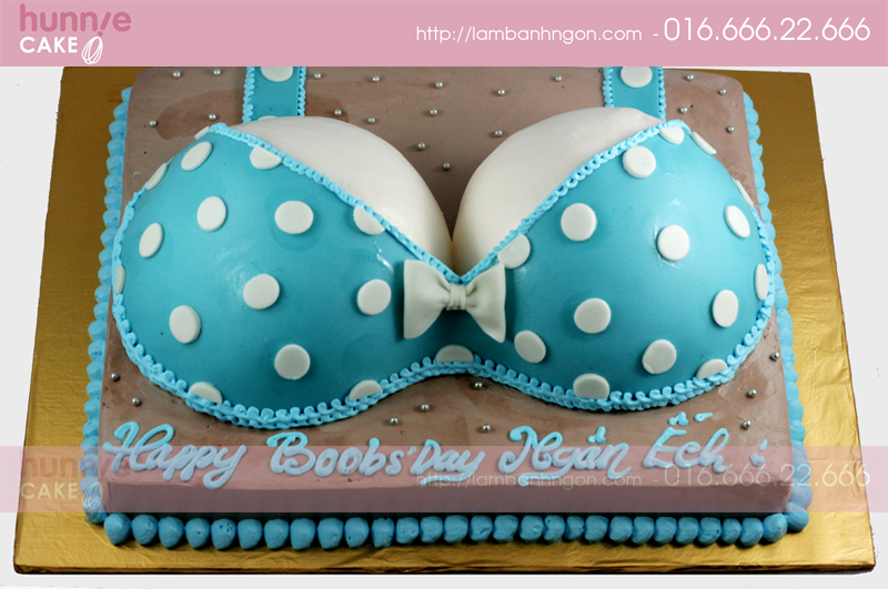 tiec-sinh-nhat-lay-loi-cung-voi-mau-banh-kem-bikini-cuc-chat3